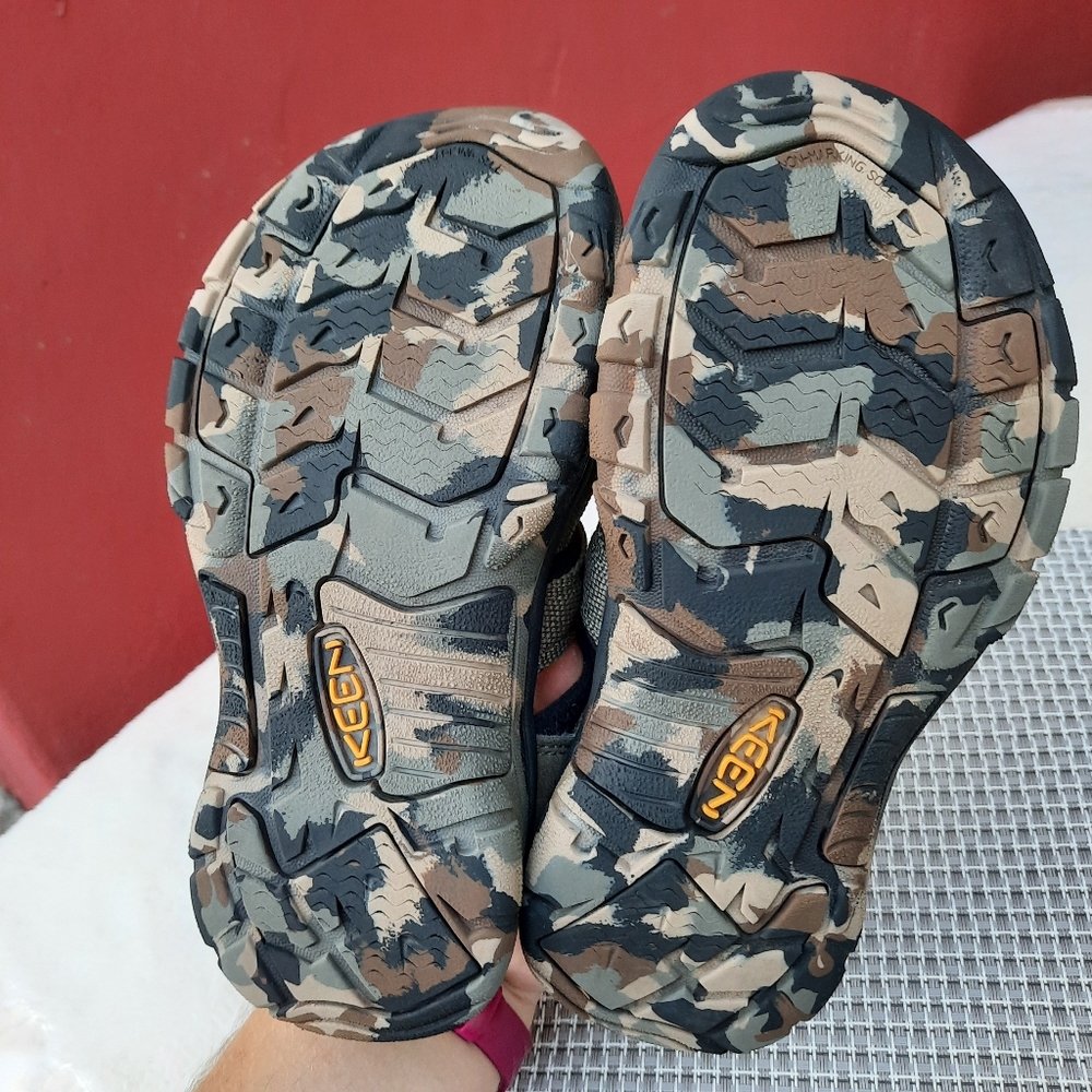 Keen Newport H2 Fisherman Camo Sport Sandals Water Shoe 1 Sneaker Hiking Travel - Picture 4 of 12